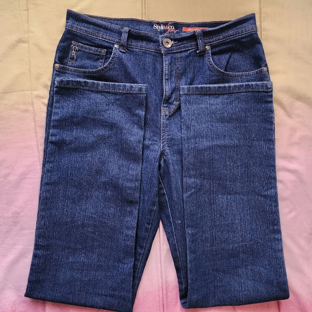 Blue Denim Style & Co Natural Fit Jean Size 6